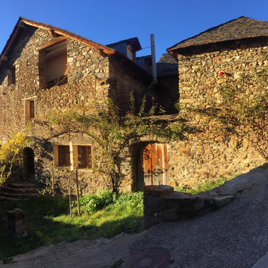 Apartaments La Peguera II Barruera Bagian luar foto